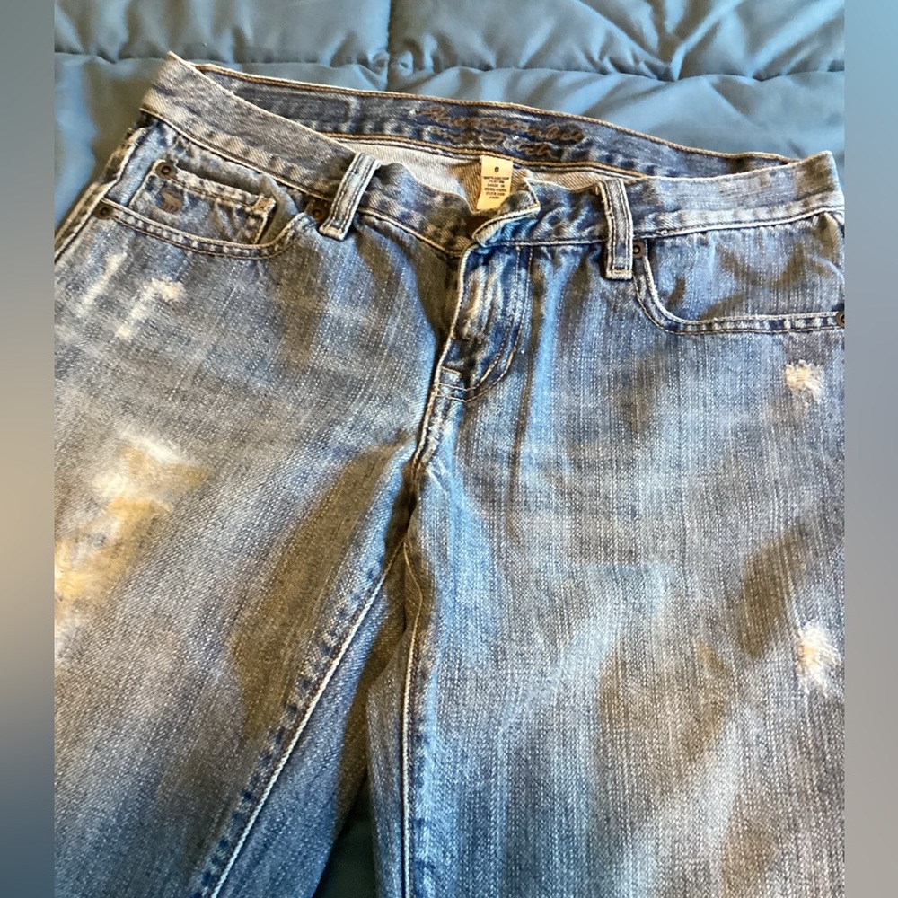 Abercrombie Distressed Capri Jeans - Size 0 - BRAND NEW WITHOUT TAG! TRENDY - Picture 2 of 7